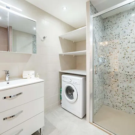 Beautiful Two Bedroom Duplex
