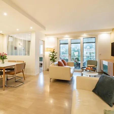 Beautiful Two Bedroom Duplex